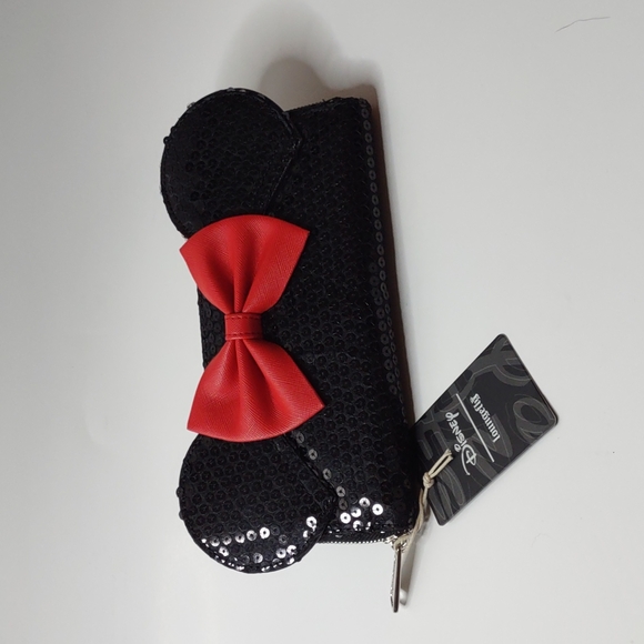 Disney Handbags - Disney Loungefly Minnie Mouse Sequin Wallet NWT
